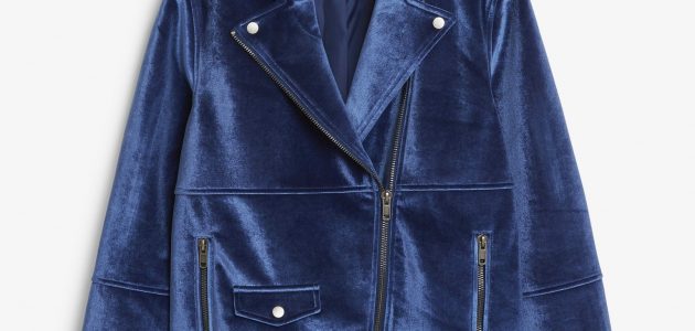 Une veste coupée style perfecto Monki en velours de couleur bleue 